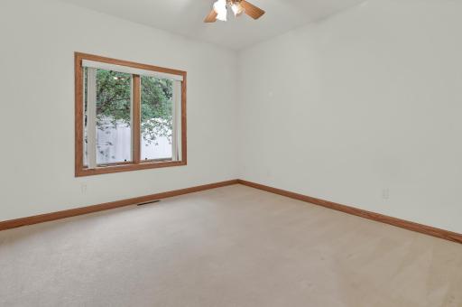 1020 S Oak Street, Lake City, MN 55041