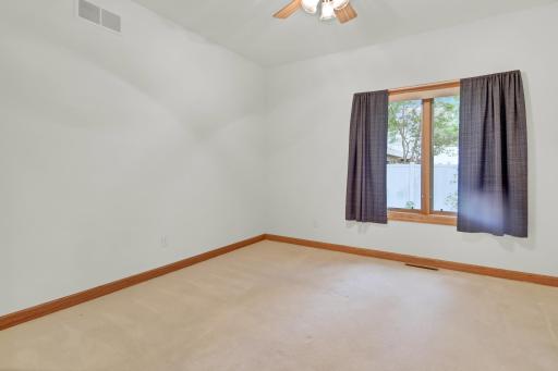 1020 S Oak Street, Lake City, MN 55041