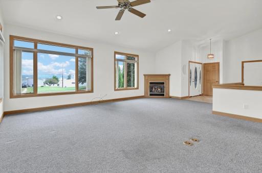 1020 S Oak Street, Lake City, MN 55041