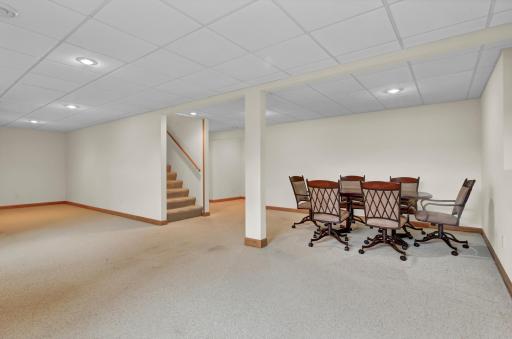 1020 S Oak Street, Lake City, MN 55041