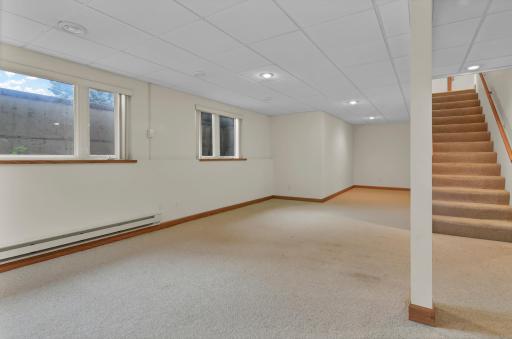 1020 S Oak Street, Lake City, MN 55041