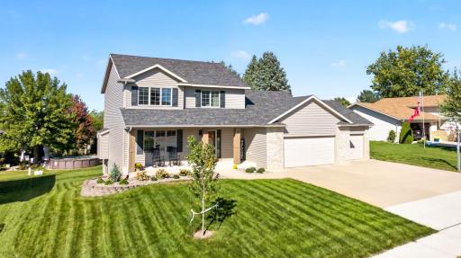 Welcome home to this beautiful Byron retreat