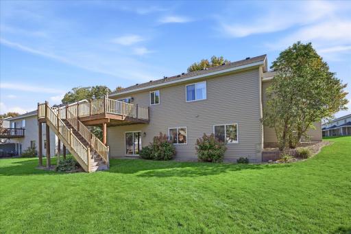 952 S Chestnut Street, Belle Plaine, MN 56011