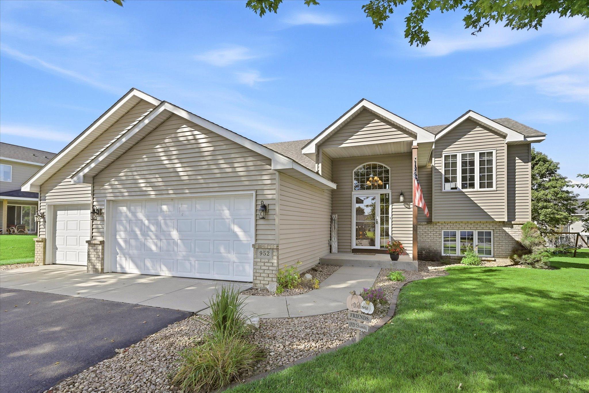 Property photo for 952 S Chestnut Street, Belle Plaine, MN 56011