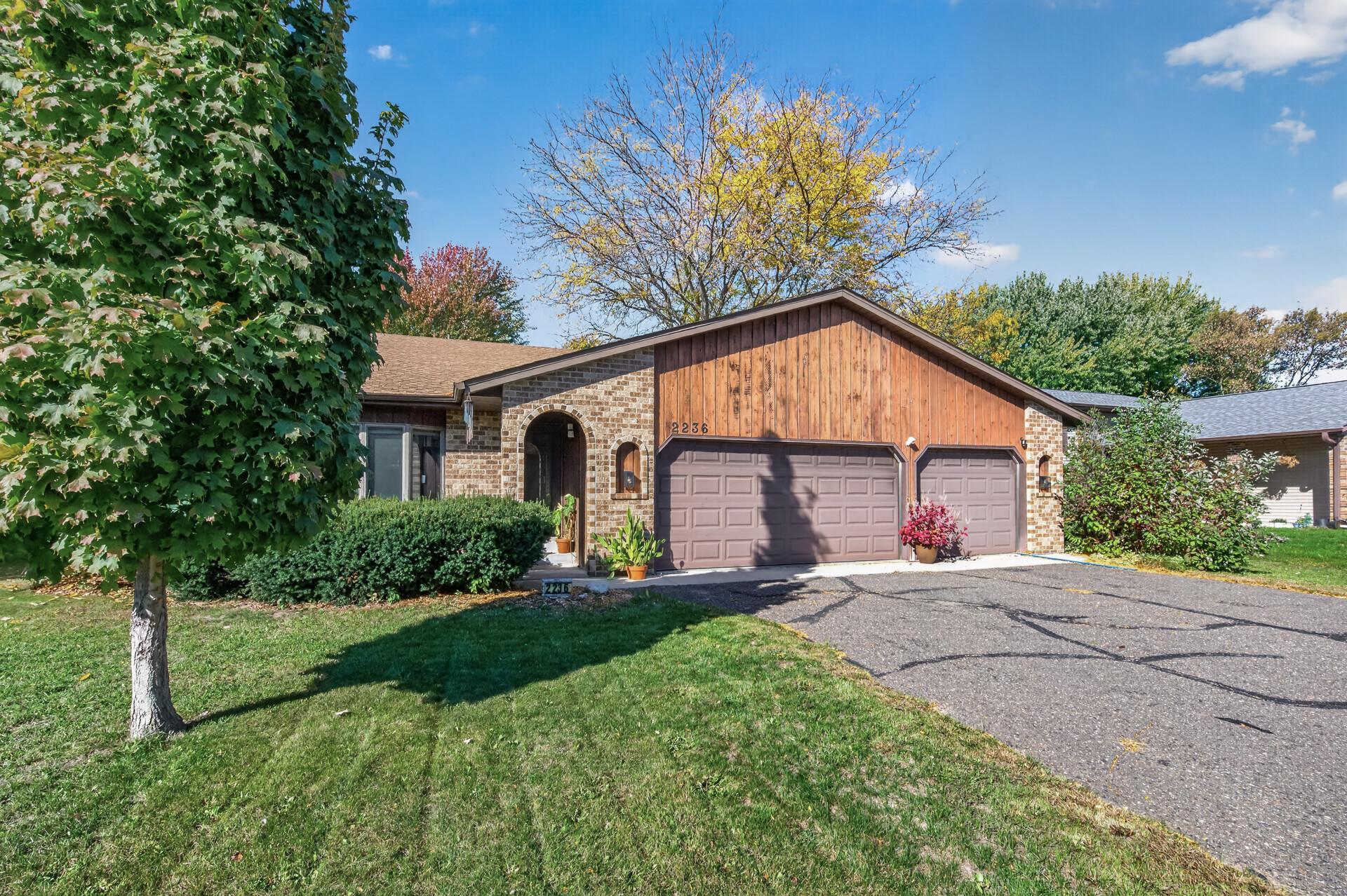 Property photo for 2236 Helena Avenue N, Oakdale, MN 55128