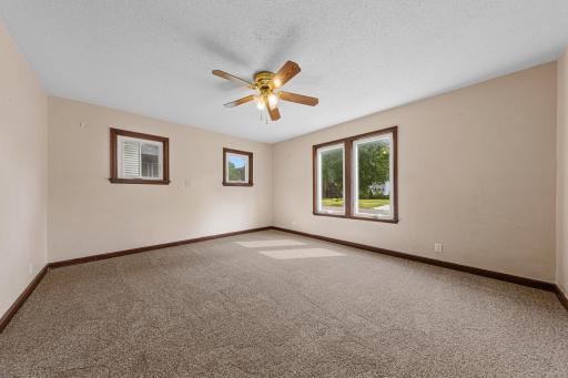 1526 N 4th Street, Mankato, MN 56001