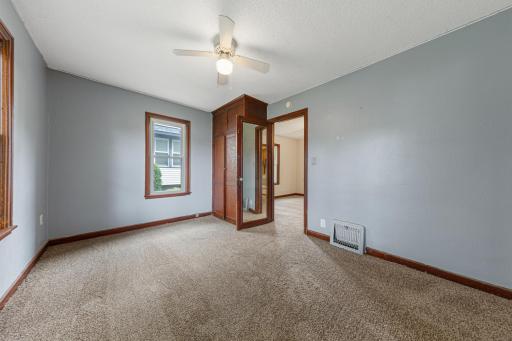 1526 N 4th Street, Mankato, MN 56001