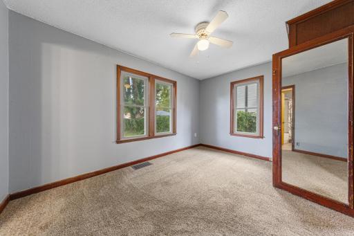 1526 N 4th Street, Mankato, MN 56001