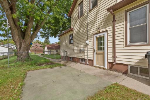 1526 N 4th Street, Mankato, MN 56001