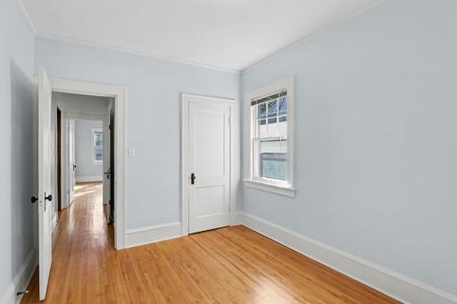 Bedroom #2, 9.5x11.5