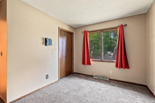 11442 Osage Street NW, Coon Rapids, MN 55433