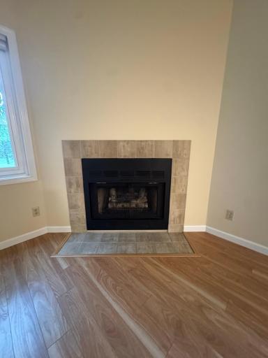 1890 Fox Ridge Drive, B, Saint Paul, MN 55118