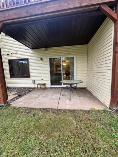 1890 Fox Ridge Drive, B, Saint Paul, MN 55118