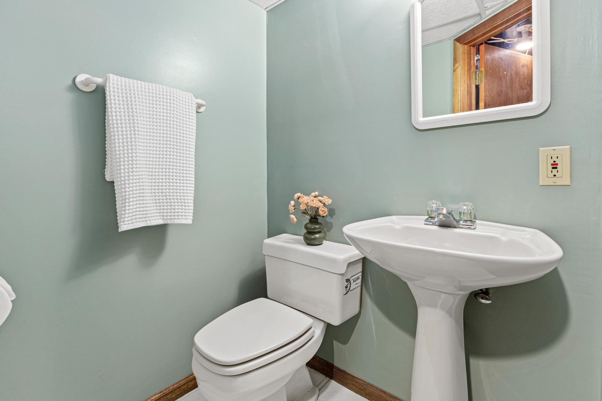 1658 Sherburne Avenue-24.jpg