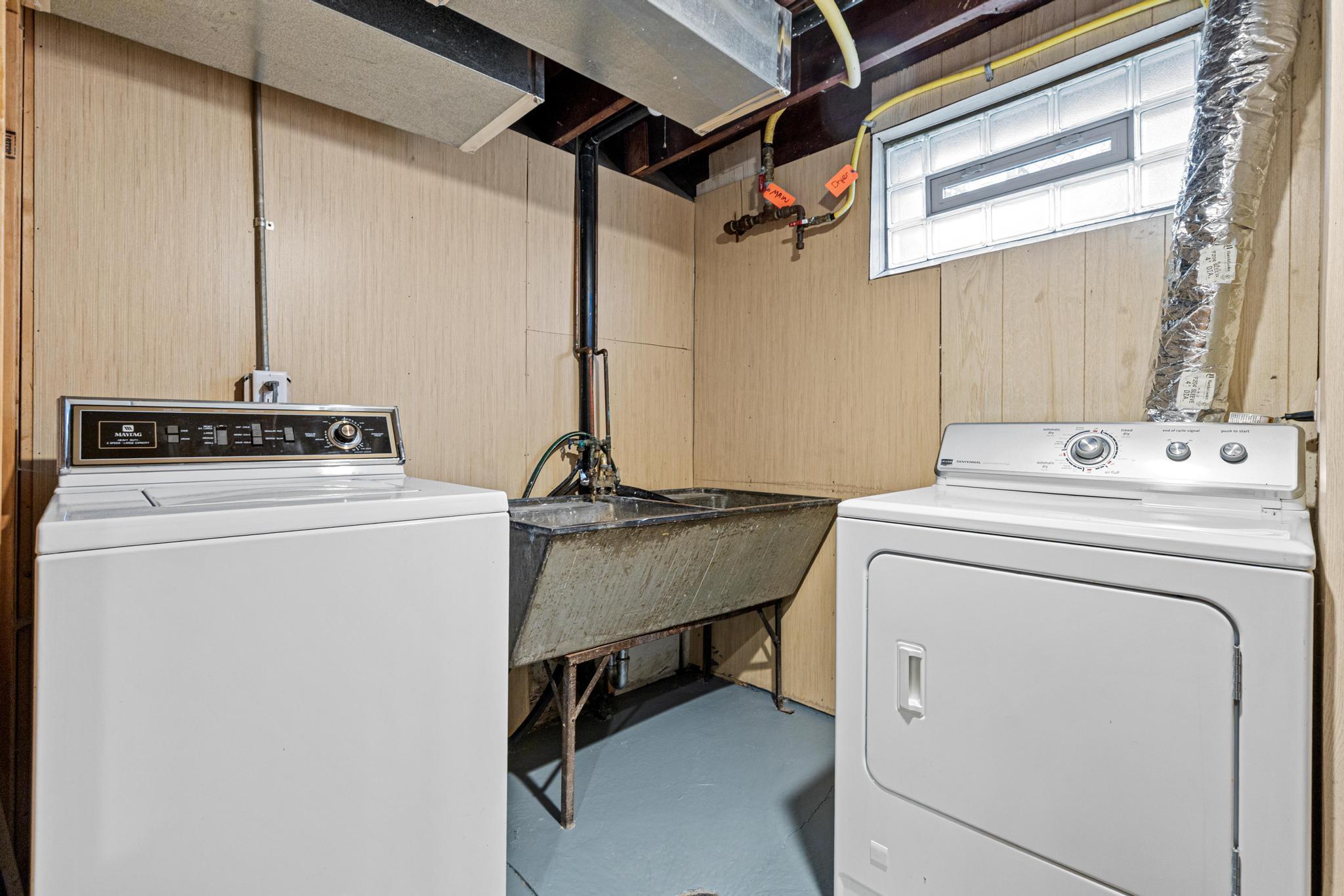 1658 Sherburne Avenue-25.jpg