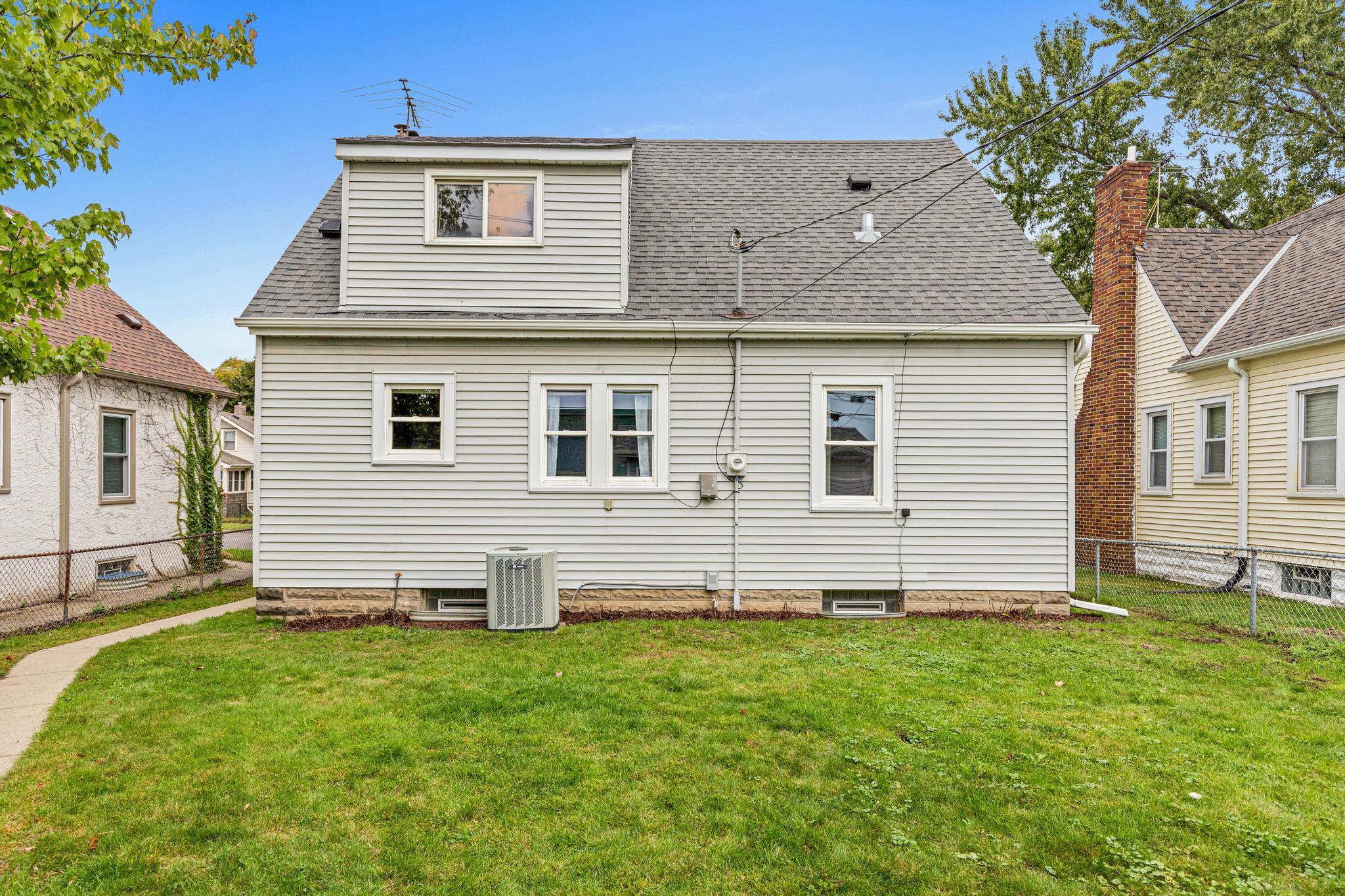 1658 Sherburne Avenue-30.jpg