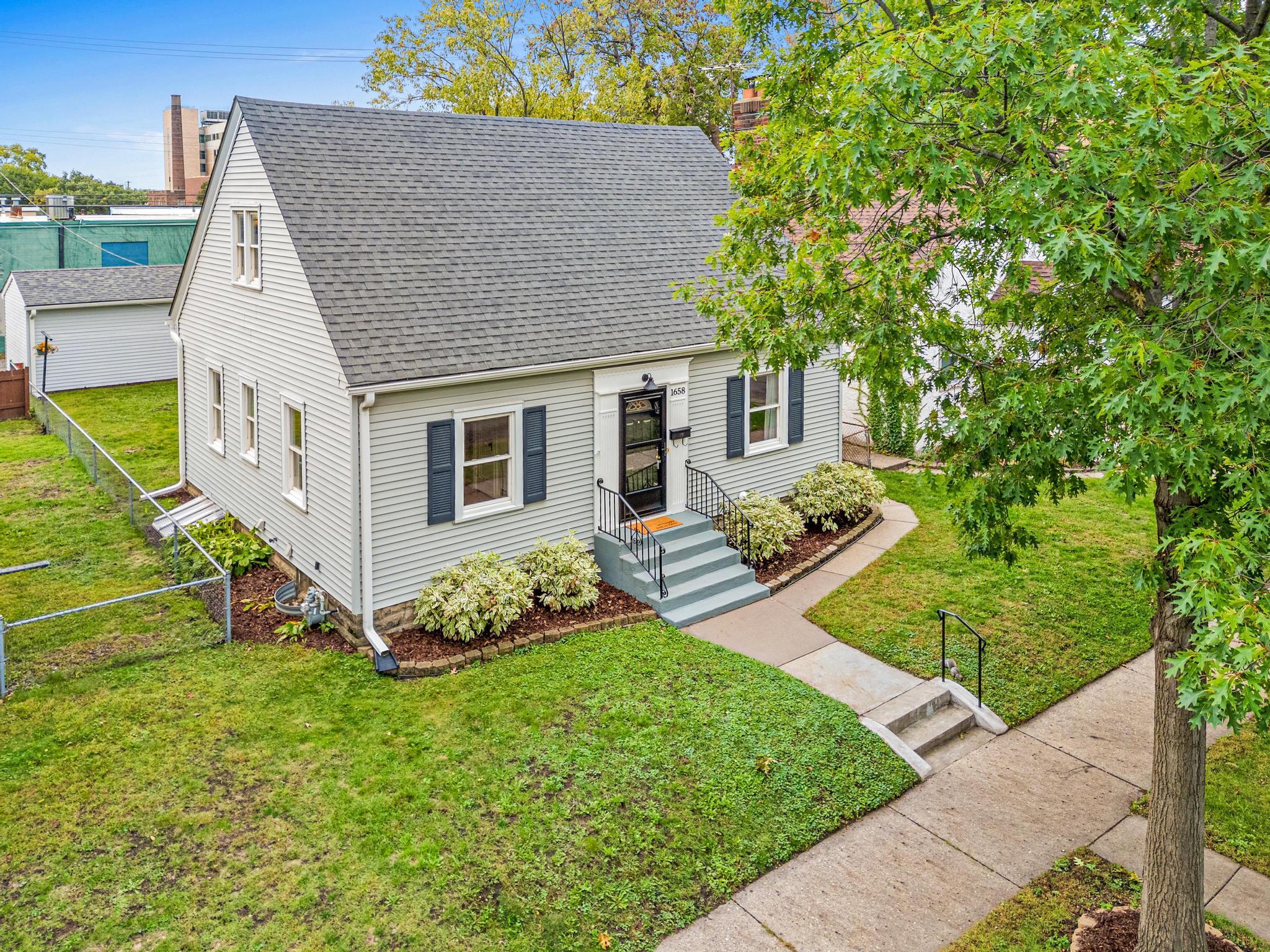 1658 Sherburne Avenue-38.jpg