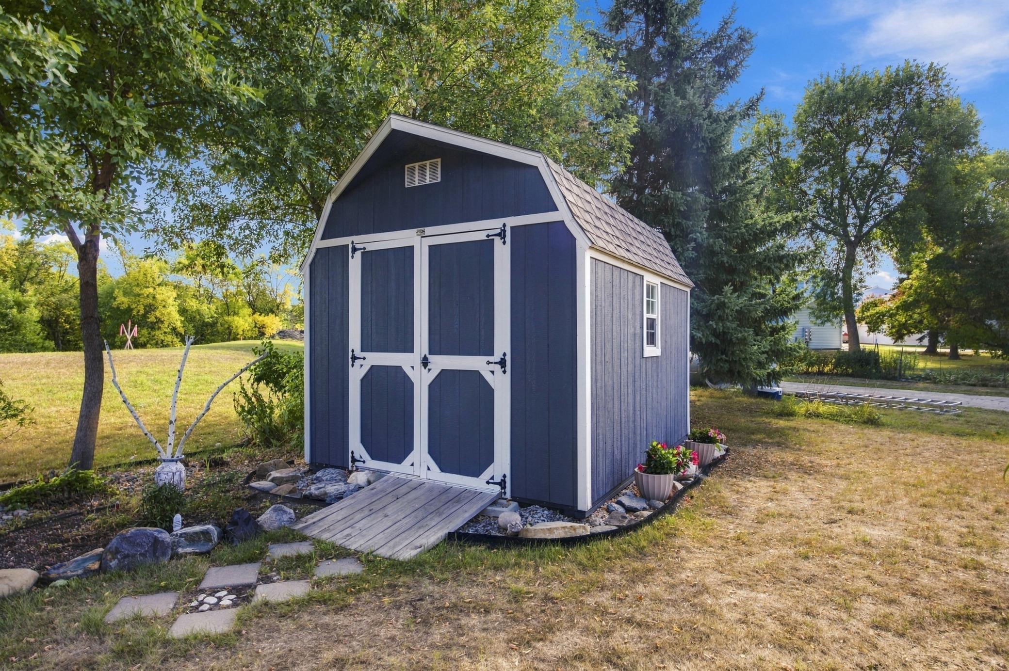 Shed