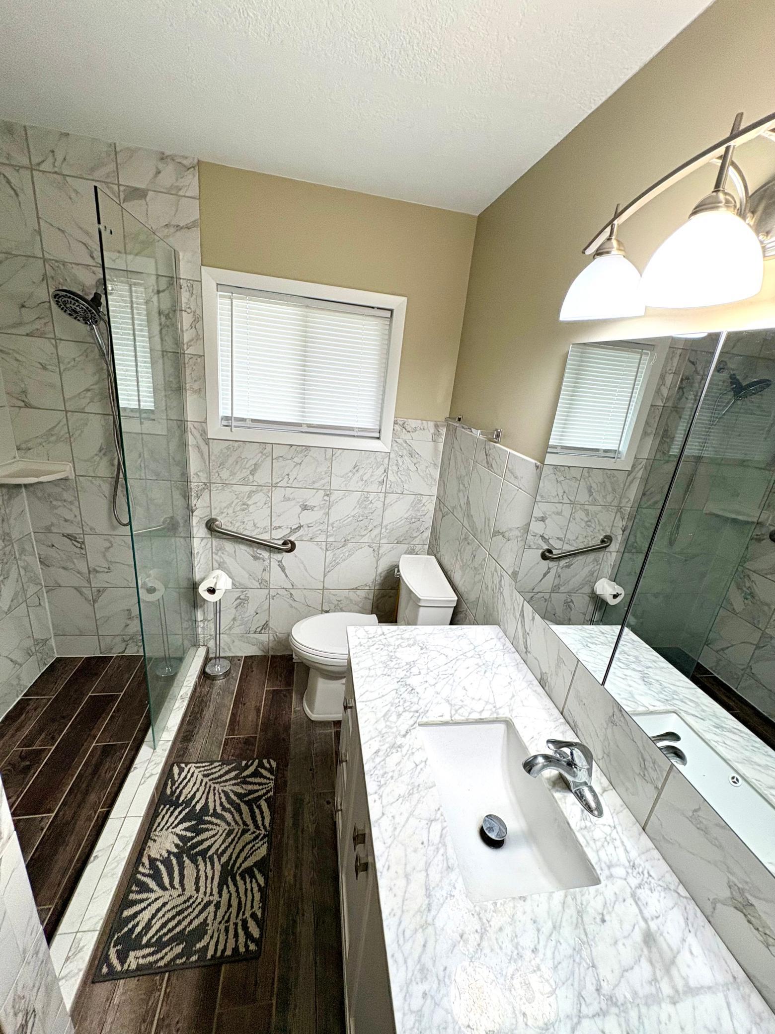 Main bathroom