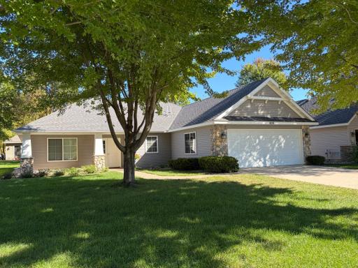 909 17th Street SE, Willmar, MN 56201
