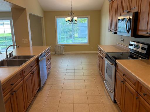 909 17th Street SE, Willmar, MN 56201