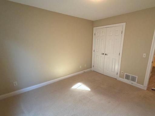 909 17th Street SE, Willmar, MN 56201