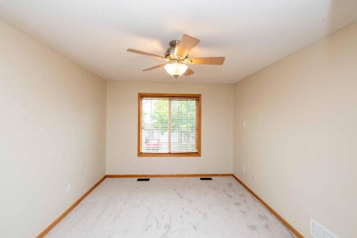 5272 N 207th Street N, Forest Lake, MN 55025