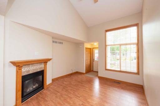5272 N 207th Street N, Forest Lake, MN 55025