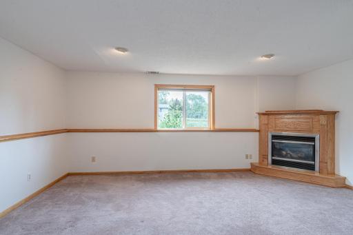 7085 148th Lane NW, Ramsey, MN 55303