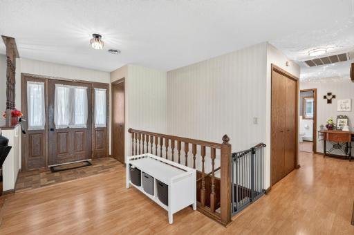 401 Shady Lane, Norwood Young America, MN 55397