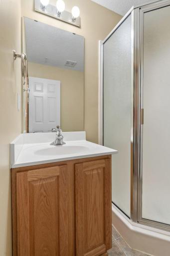 8841 Brunswick Path, Inver Grove Heights, MN 55076