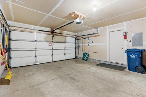 8841 Brunswick Path, Inver Grove Heights, MN 55076