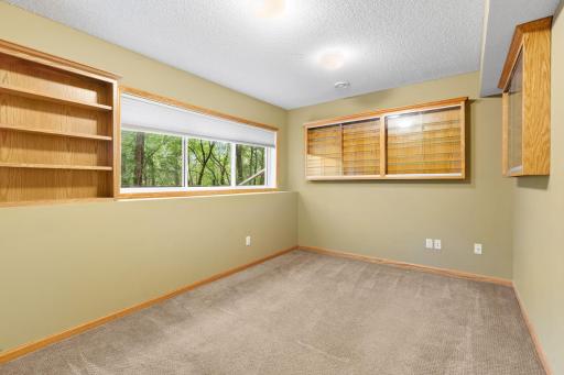 8841 Brunswick Path, Inver Grove Heights, MN 55076