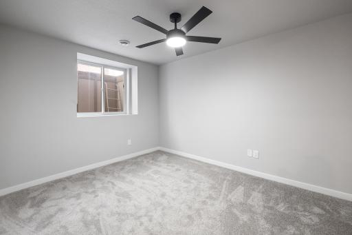 Lower Bedroom (4)