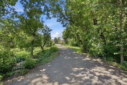 10515 Old County Road 15, Minneapolis, MN 55441