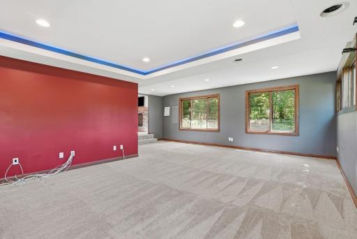 10515 Old County Road 15, Minneapolis, MN 55441