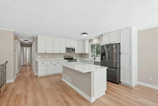 10515 Old County Road 15, Minneapolis, MN 55441
