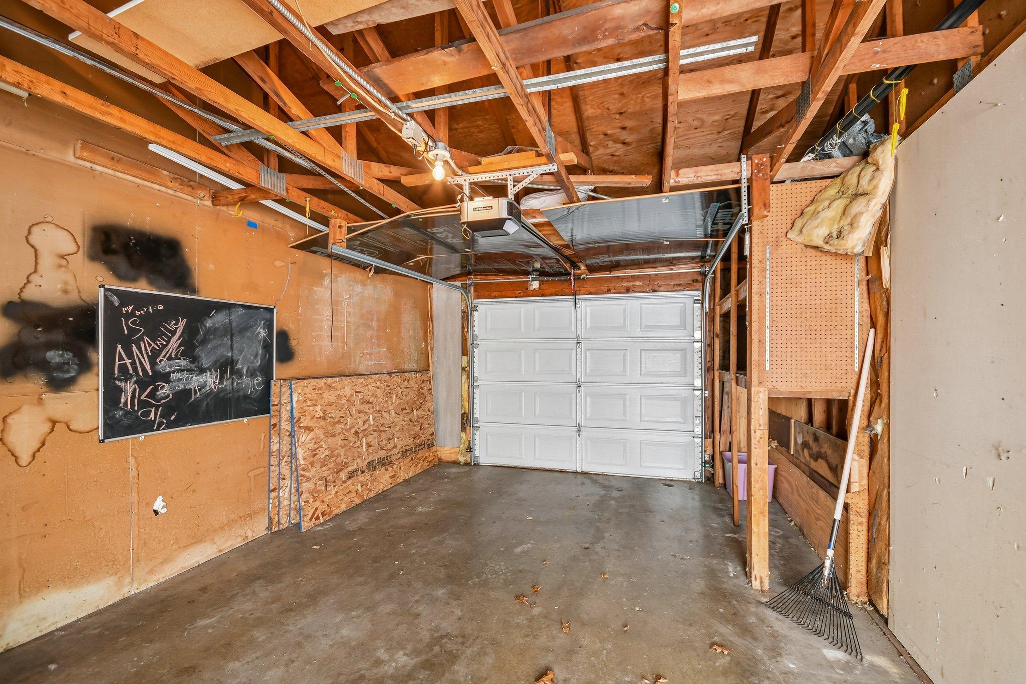 26-web-or-mls-Drake St-S1410-028.jpg