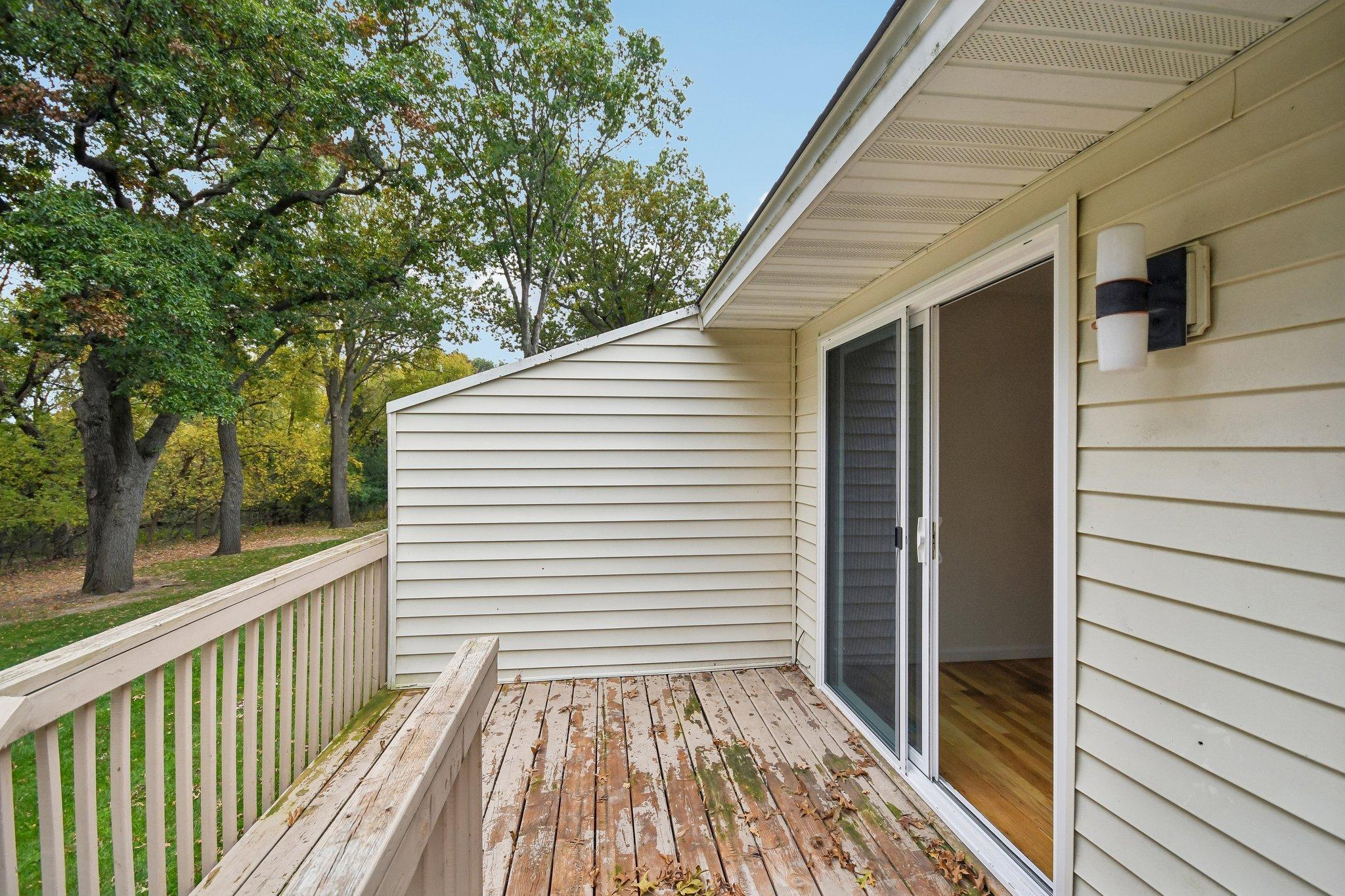 31-web-or-mls-Drake St-S1410-033.jpg