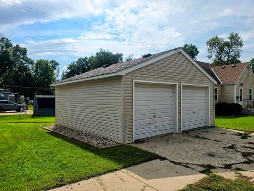 504 6th Avenue SW, Pipestone, MN 56164