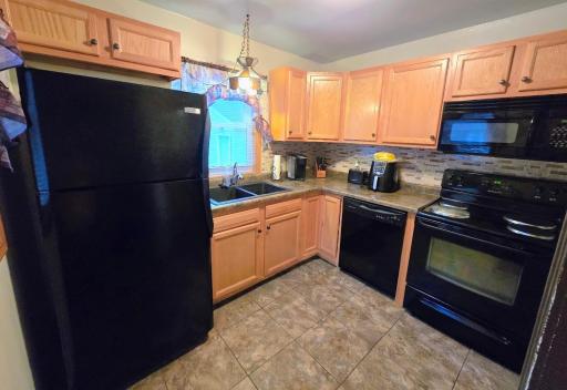 504 6th Avenue SW, Pipestone, MN 56164