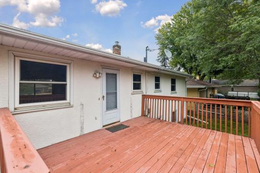 Spacious deck with convenient access to the kitchen