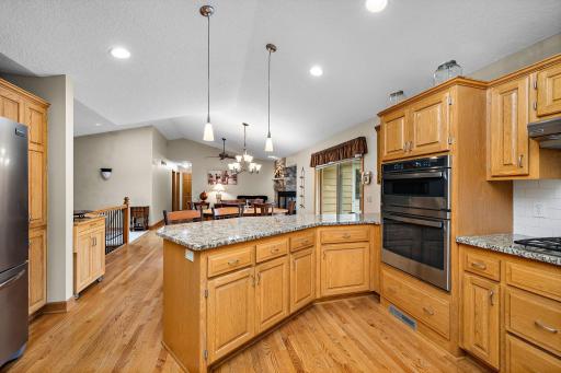 16185 Inglewood Drive, Lakeville, MN 55044