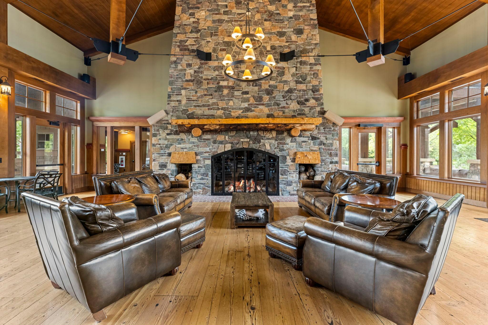 Floor to ceiling gas fireplace