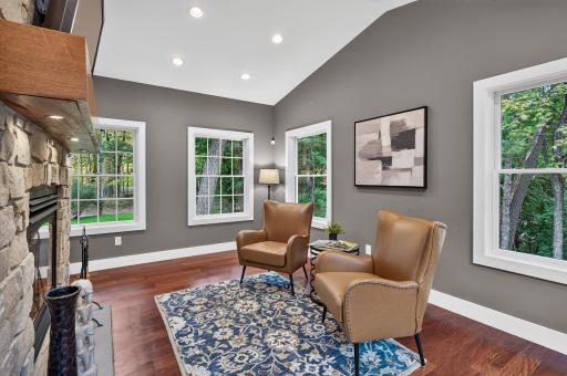 19055 Ridgewood Road, Wayzata, MN 55391