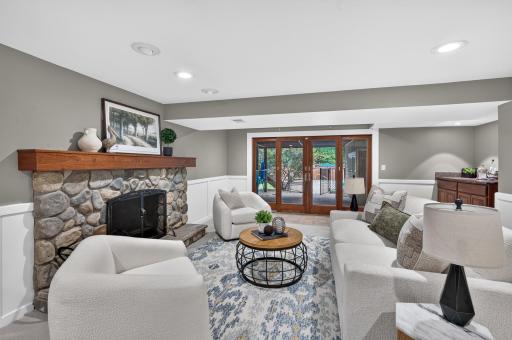 19055 Ridgewood Road, Wayzata, MN 55391