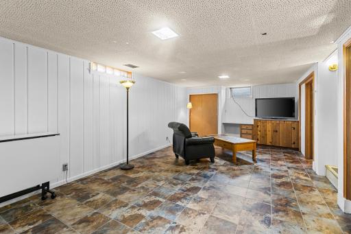 6938 Stevens Avenue S, Richfield, MN 55423
