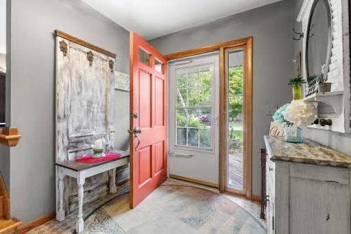 228 Walnut Lane, Apple Valley, MN 55124