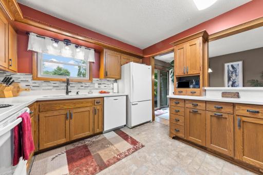 228 Walnut Lane, Apple Valley, MN 55124