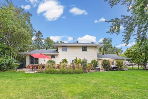 228 Walnut Lane, Apple Valley, MN 55124